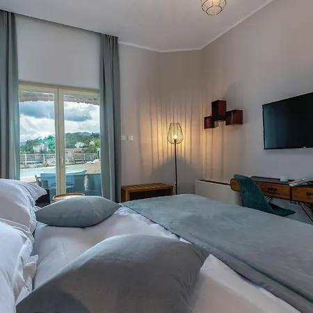 Holiday home Amazing In With 5 Bedrooms, Sauna And Wifi Veprinac
